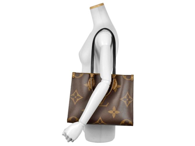 Borsa tote On the Go MM di Louis Vuitton Marrone - vista 8