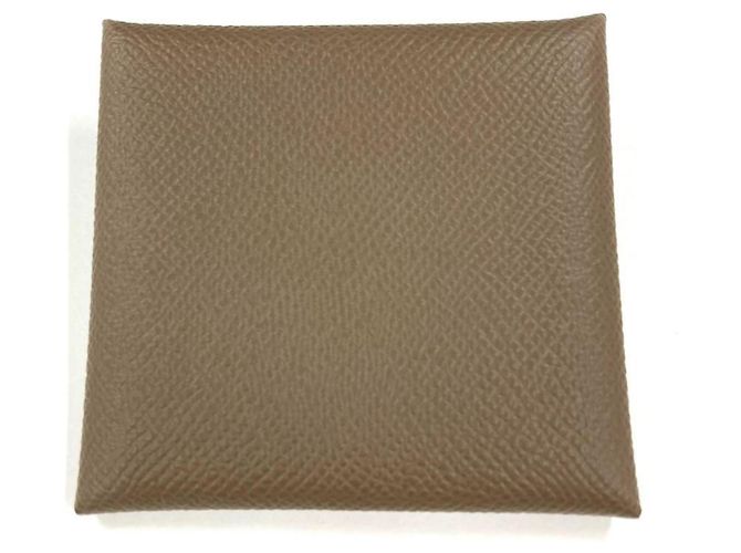 Hermès Monedero Hermes Bastia en cuero Epsom Castaño Gris pardo - vista 3