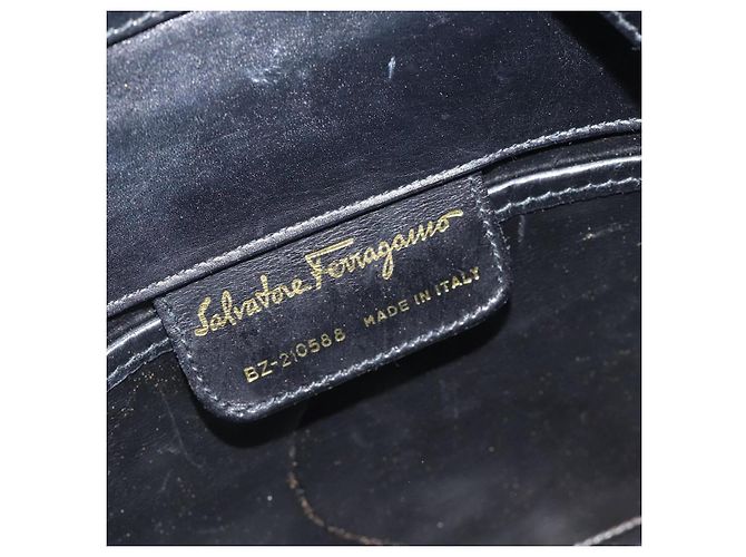 Borsa a spalla Salvatore Ferragamo in pelle nera e oro Auth 122966 Nero D'oro - vista 15