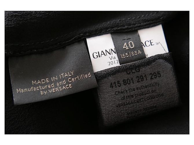 Versace SS19 Schwarzes Seidensatin-Doppelasymmetrisches Kleid - Ansicht 9