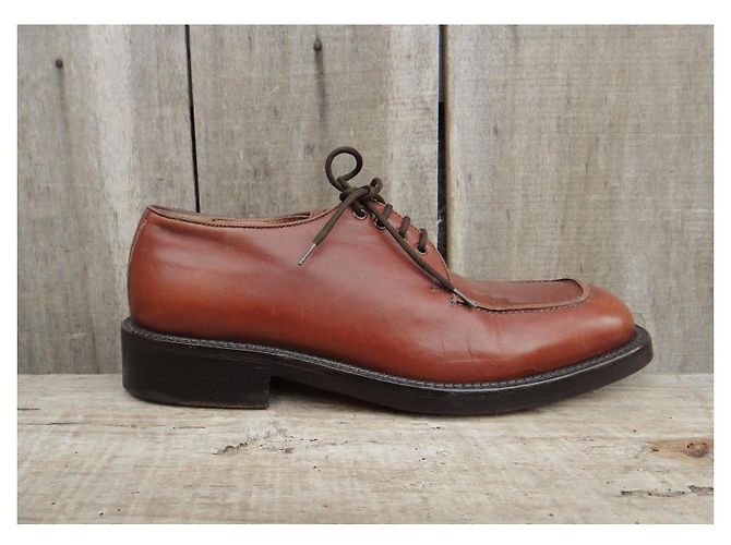 Scarpe stringate Gucci derby in pelle marrone - vista 2