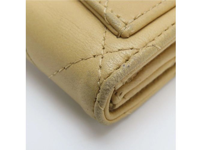 Monedero de piel de cordero Chanel en beige - vista 5