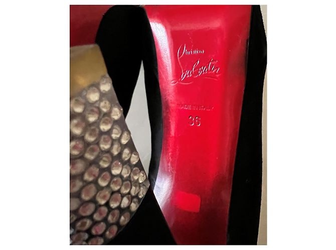 Décolleté Christian Louboutin in pelle nera 36 Nero - vista 10