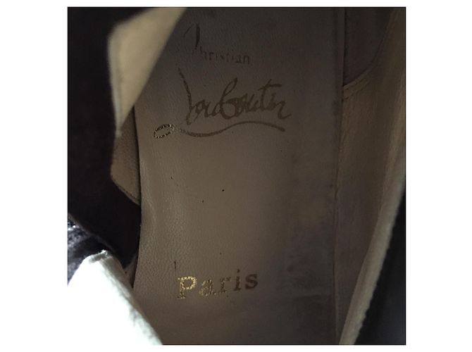 Botas Christian Louboutin de piel de becerro marrón Castaño - vista 13