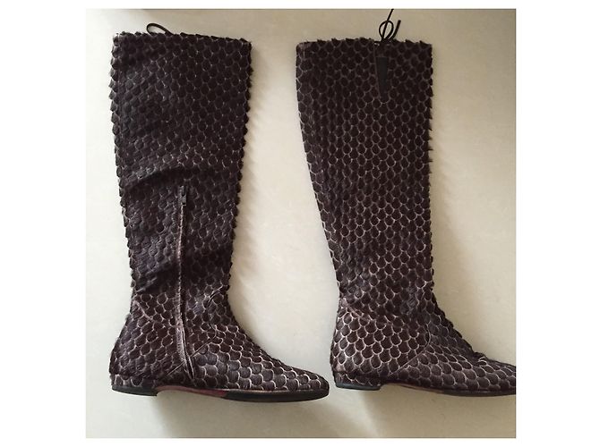 Botas Christian Louboutin de piel de becerro marrón Castaño - vista 7