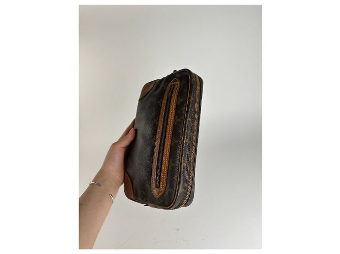 Clutch in pelle monogramma Louis Vuitton vintage marrone - vista 8