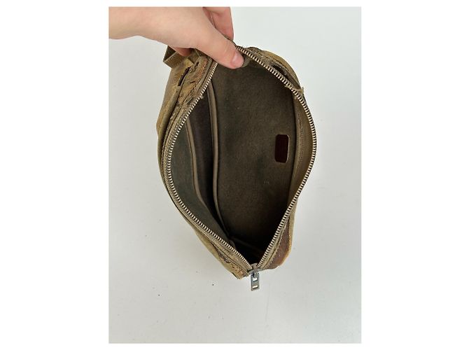Clutch in pelle vintage Loewe Madrid marrone - vista 12