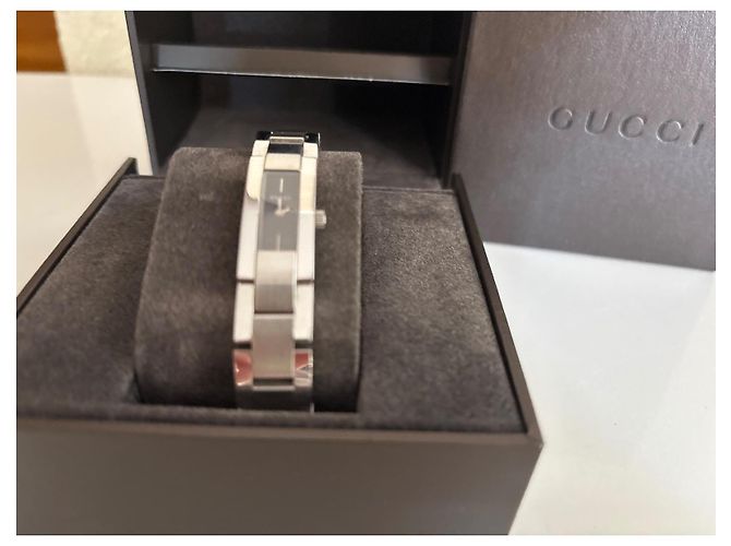 Gucci Armbanduhr Silber Metallisch - Ansicht 2