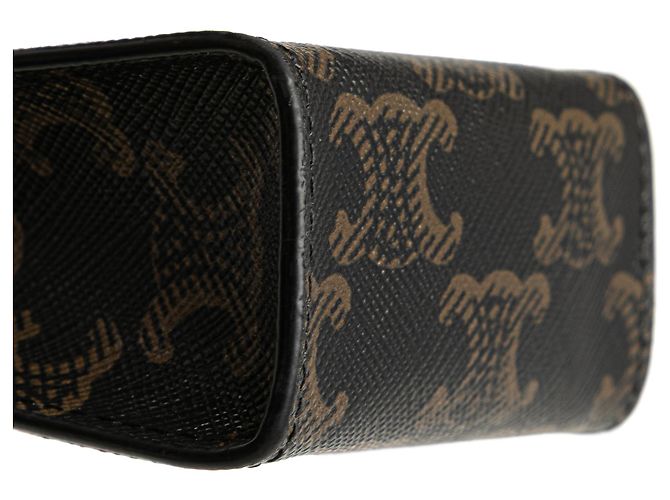 Céline Chaveiro Cabas Vertical em Lona Envernizada Micro Triomphe da Celine Brown Marrom Castanho escuro - vista 8