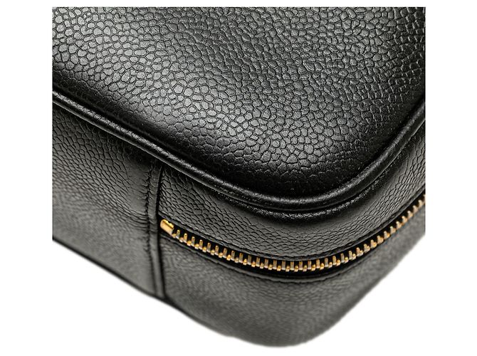 Vanity Beauty case in caviar nero CC di Chanel - vista 12