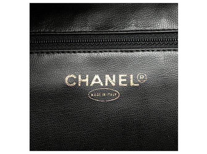 Vanity Beauty case in caviar nero CC di Chanel - vista 7