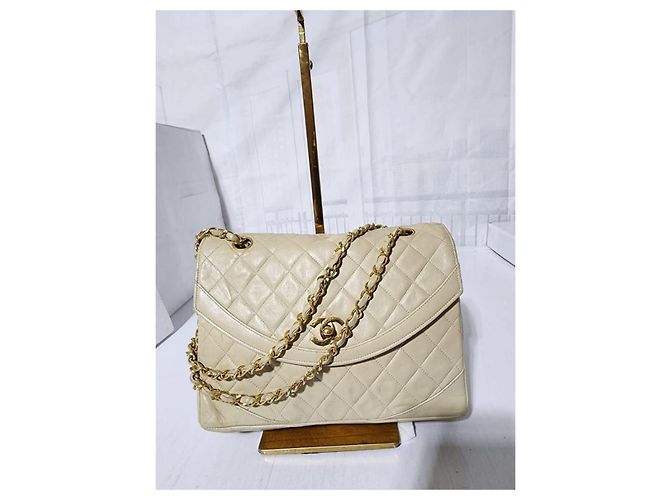 Borsa a spalla Chanel Classica Timeless Matelassè crema Crudo - vista 7