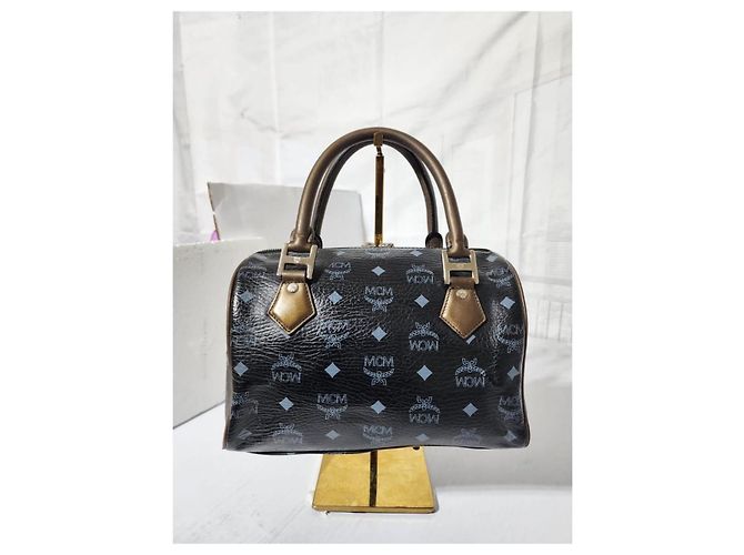 Bolsa MCM Visetos Lion Princess Boston Preto/Cinza/Dourado - vista 5