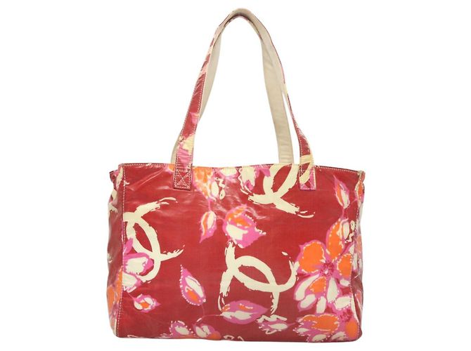 CHANEL Bolsa Tote de Verano Alto Esmalte Rojo CC Auth 123514 Roja - vista 2