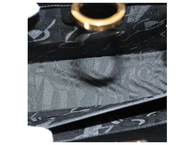 Borsa a Spalla Gancini in Pelle Nera e Oro Auth MX418 di Salvatore Ferragamo Nero D'oro - vista 11