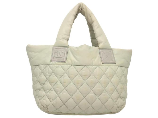 CHANEL Bolsa de Mano Cococoon de Nailon Gris Plata CC Auth 123385 Castaño - vista 2