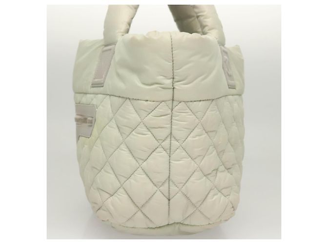 CHANEL Bolsa de Mano Cococoon de Nailon Gris Plata CC Auth 123385 Castaño - vista 3