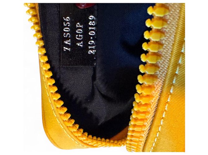 Borsa a tracolla Fendi Nylon FF Portacellulare Gialla Giallo - vista 7