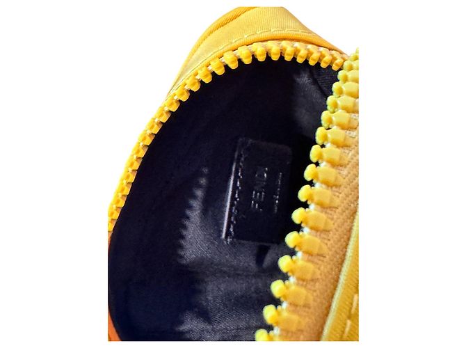 Borsa a tracolla Fendi Nylon FF Portacellulare Gialla Giallo - vista 8