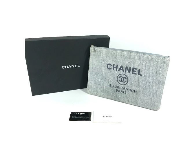 Bolso Pouch Logo Chanel Deauville Azul - vista 14