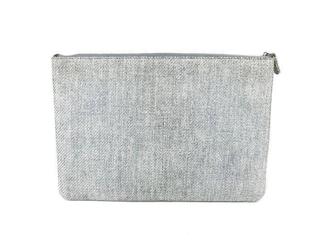 Bolso Pouch Logo Chanel Deauville Azul - vista 2
