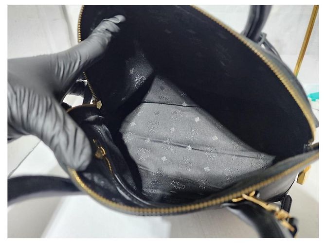 Borsa a tracolla in nylon dome Visestos MCM nera Nero - vista 10