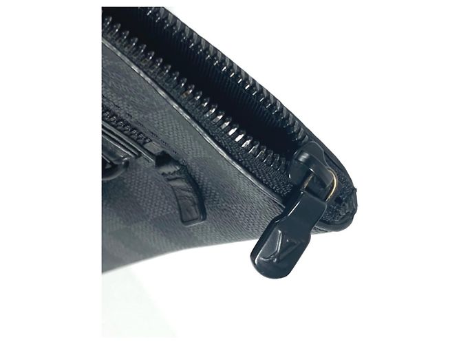 Borsa Pouch Take-Off Damier Graphite Louis Vuitton Nero - vista 10
