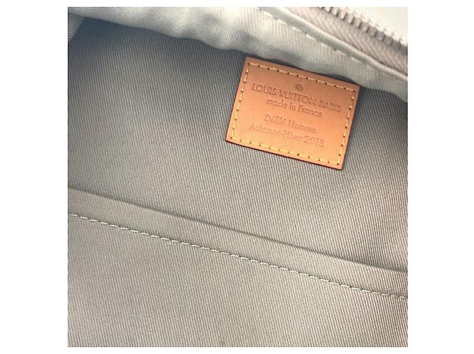 Louis Vuitton Monogram Titanium Rucksack PM Beige - Ansicht 15