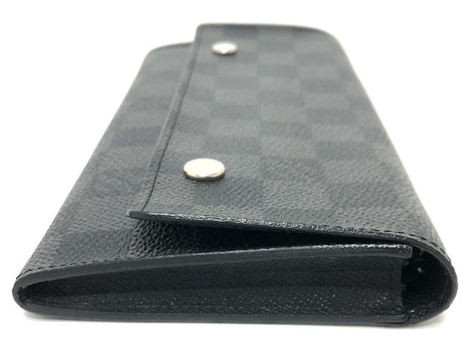 Louis Vuitton Damier Graphite Long Wallet Black - view 3