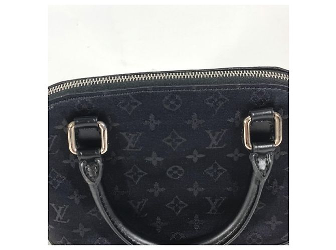 Borsa Little Alma in satin Monogram Louis Vuitton Nero - vista 4