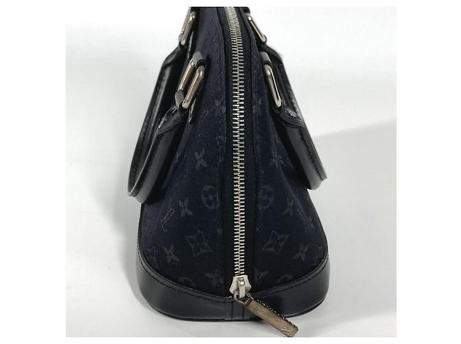 Borsa Little Alma in satin Monogram Louis Vuitton Nero - vista 6
