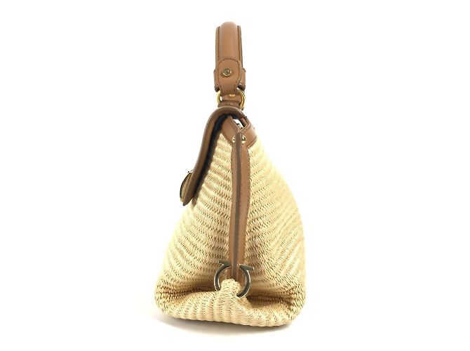 Borsa 2WAY Sofia con logo Gancini di Salvatore Ferragamo Beige - vista 3