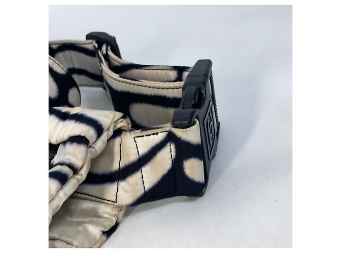 Borsa a tracolla Chanel Zebra Sport Nero Bianco - vista 6