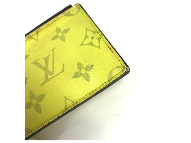 Monedero Taigarama de Louis Vuitton Amarillo - vista 7