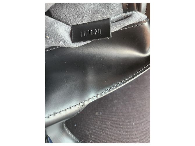 Autre Marque Louis Vuitton Epi Reverie Borsa in pelle nera Nero - vista 7