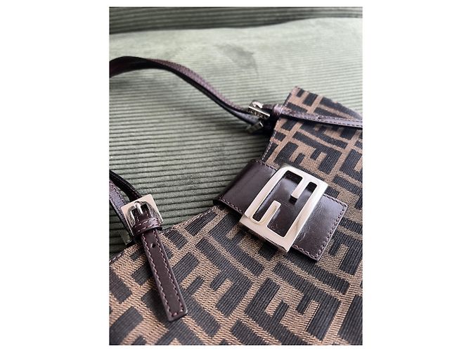 Borsa croissant Fendi zucca Marrone Cioccolato - vista 4