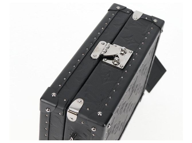 LOUIS VUITTON Monogram Shadow Clutch scatola Borsa Clutch Nera M12876 LV Auth BA1720SM Nero - vue 5