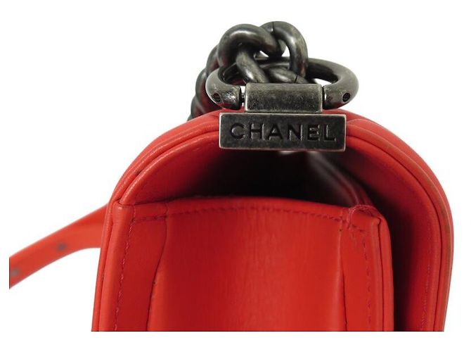 BORSA CHANEL BOY MEDIA IN PELLE CHEVRON CORALLO CON TRACOLLA Rosa - vista 7
