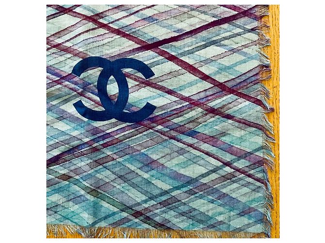 CHANEL Baumwoll-Kaschmir Pareo – Pre-Fall Kollektion Pink Weiß Blau Fuschia - Ansicht 8