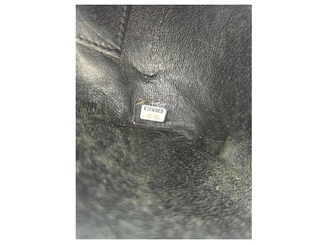 Medaillon Borsa Chanel Medallion in pelle caviar Marrone scuro - vista 9