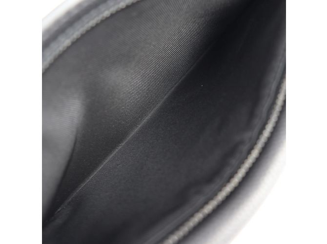 Borsa a tracolla Take Off di Louis Vuitton Nero - vista 9