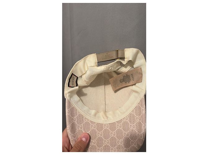 Modello Gucci Dubai Beige - vista 4