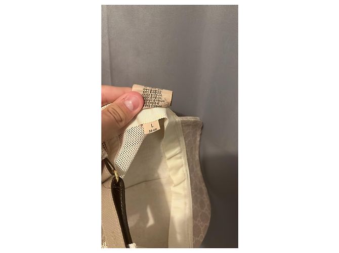 Modello Gucci Dubai Beige - vista 6