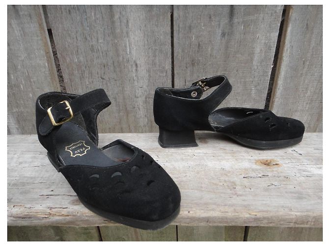 Autre Marque Sandali in suede traforato nero 37 - vista 2