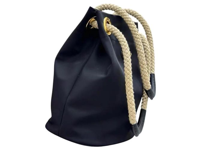 Borsa a secchiello piccola in Re-Nylon di Prada Mariner Nero - vista 6