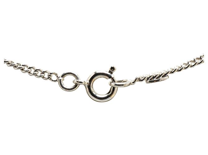 Colar pendente em esmalte CC prateado da Chanel Prata - vista 2