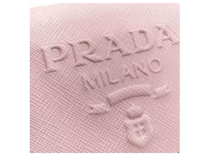 Billetera bi-fold Saffiano de Prada en rosa - vista 4