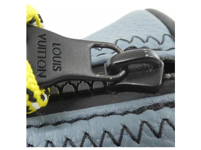 Borsa a Spalla Louis Vuitton Day Break Polochon M59927 Grigio Giallo - vista 5