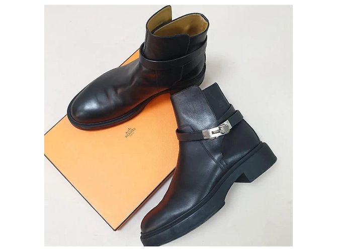 Hermès Schwarze Leder-Ankle Boots von Hermes Veo Größe 38 - Ansicht 2