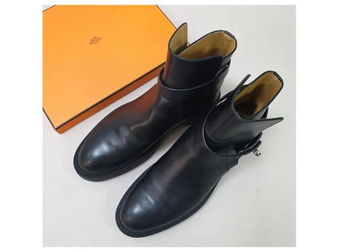 Hermès Schwarze Leder-Ankle Boots von Hermes Veo Größe 38 - Ansicht 3